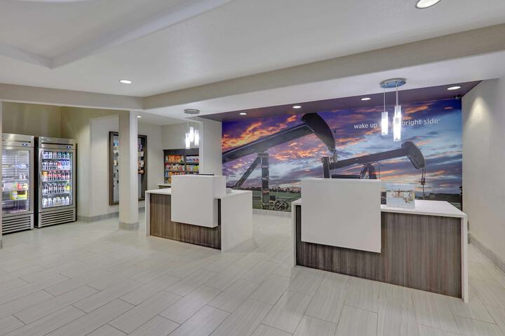 Hotel Interior 6 of 73