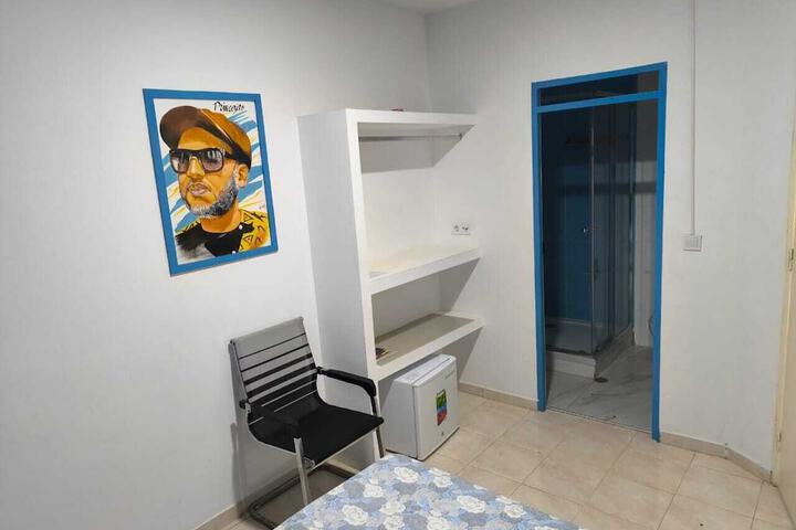 Room 17 of 58
