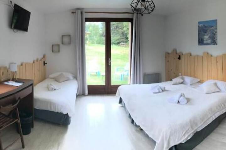 Room 5 of 19