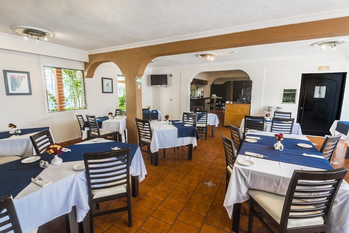 Dining Photos