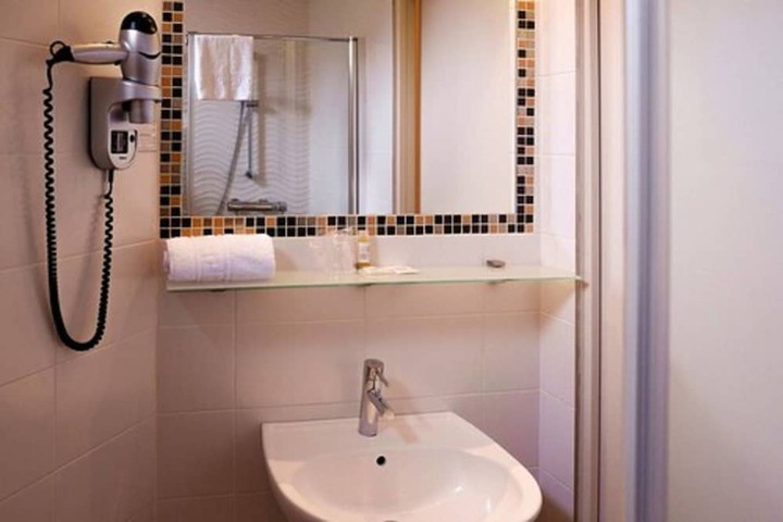 Bath Interior