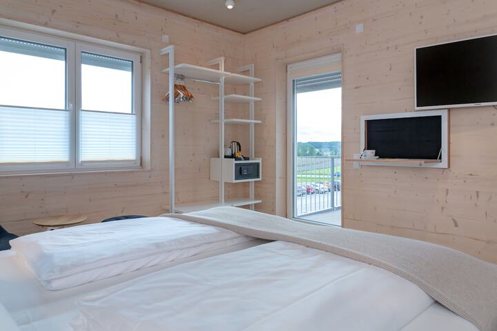 Room 7 of 41