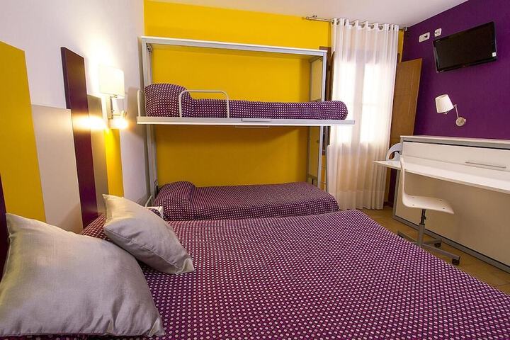 Room 11 of 72