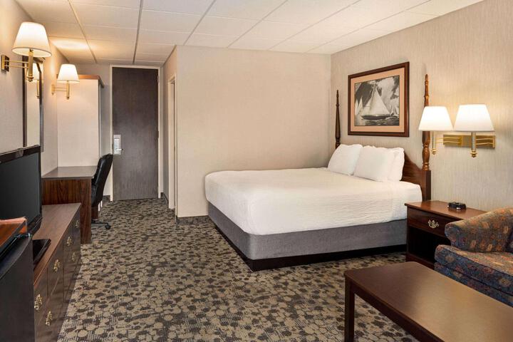 2 Double Beds (2 of 16)