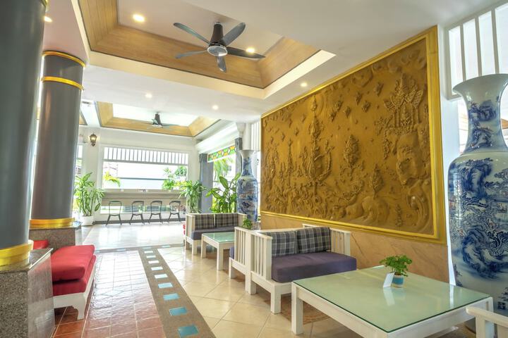 Hotel Interior 6 of 120