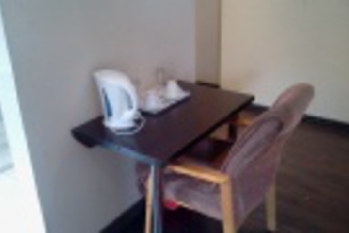 Room 52 of 96