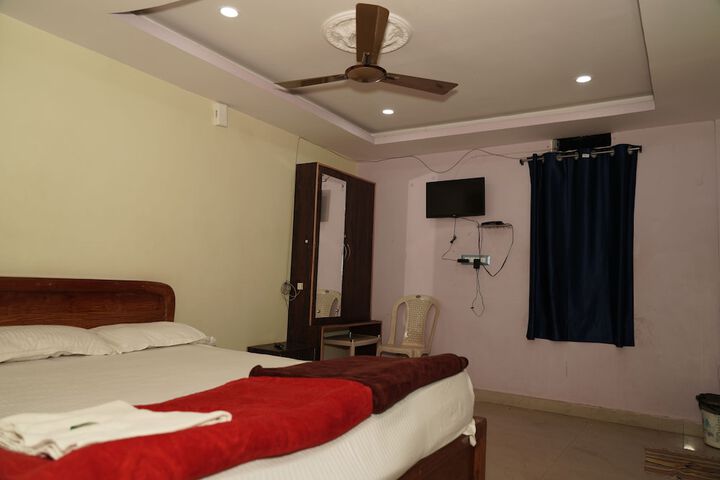 Room 26 of 94