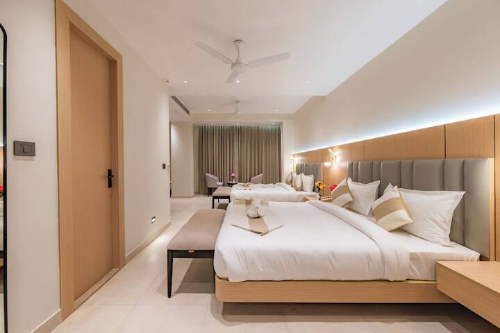 Room 27 of 80