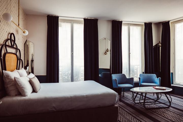 Room 28 of 68