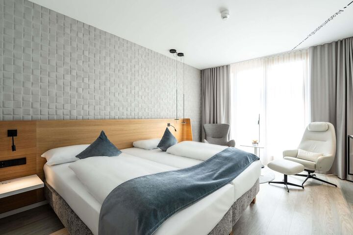 Room 6 of 64