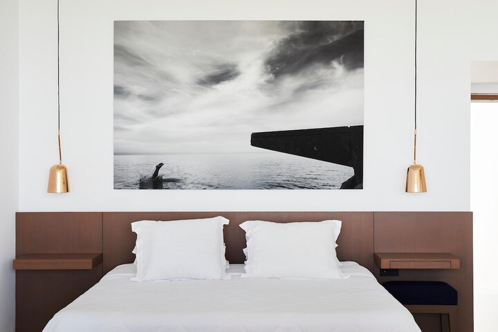 Room 60 of 182
