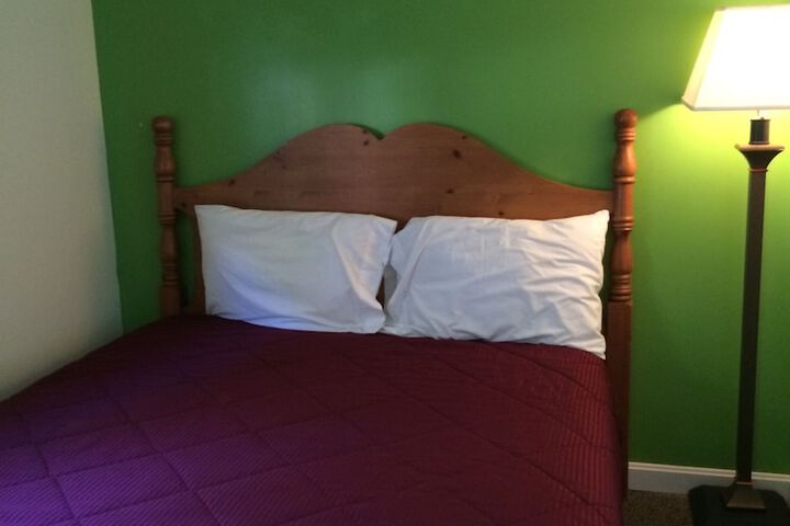 2 Queen Beds (4 of 10)