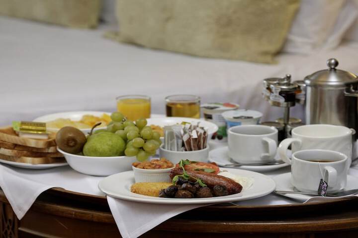 Breakfast/Coffee Service 27 of 38