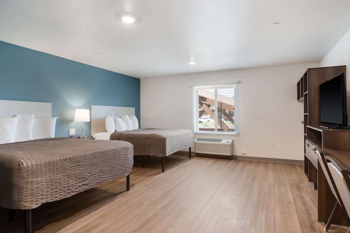 Room 6 of 31