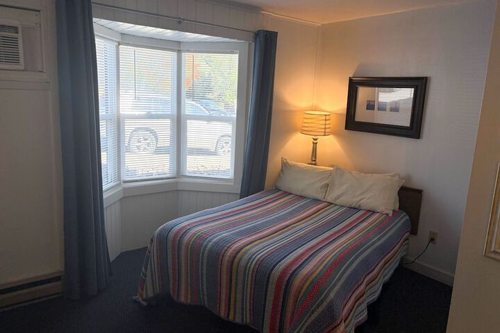 Room 33 of 75