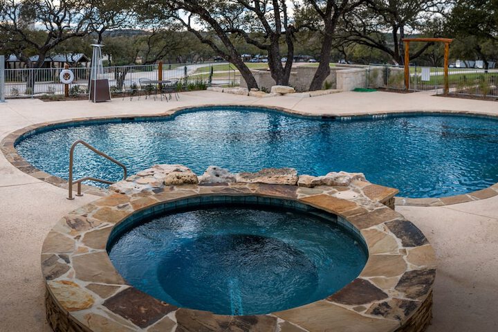Pools & Facilities