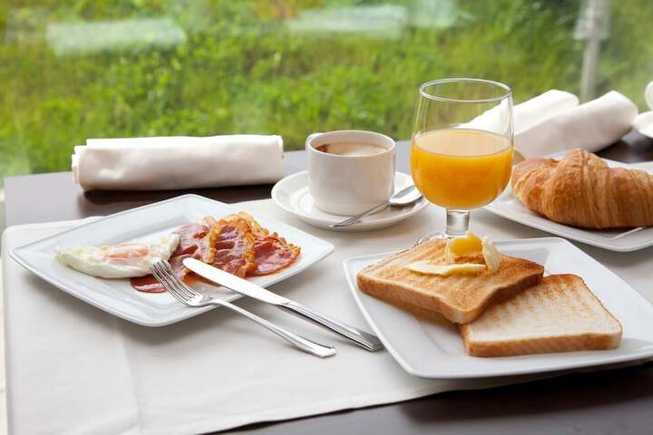 Breakfast meal