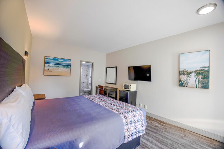 1 King Bed with Kitchenette (12 of 68)
