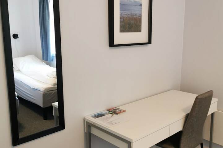 Room 17 of 45