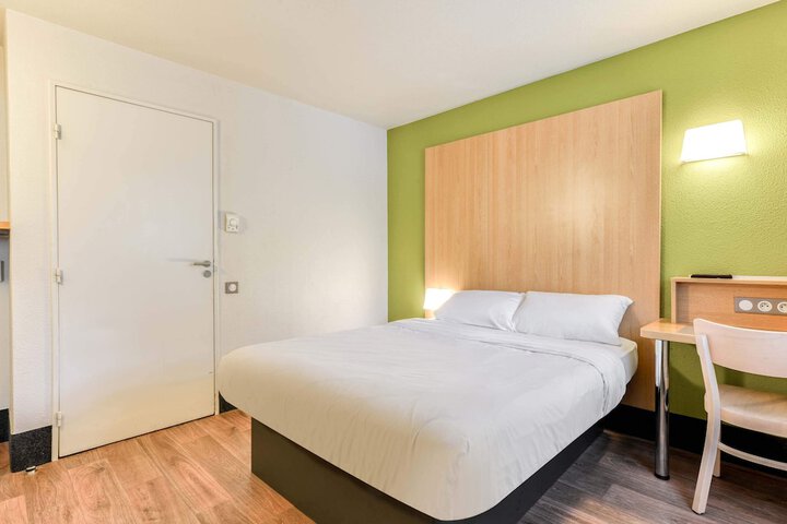 Room 14 of 45