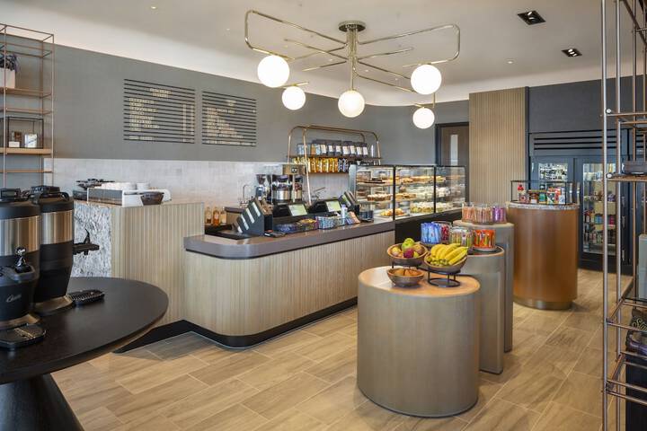 Coffee shop