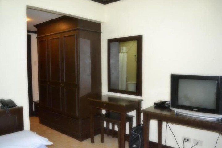 Room 31 of 50