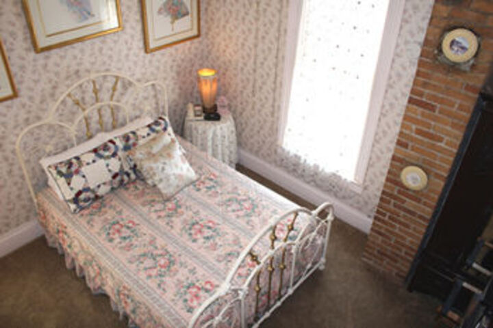 Room 22 of 68