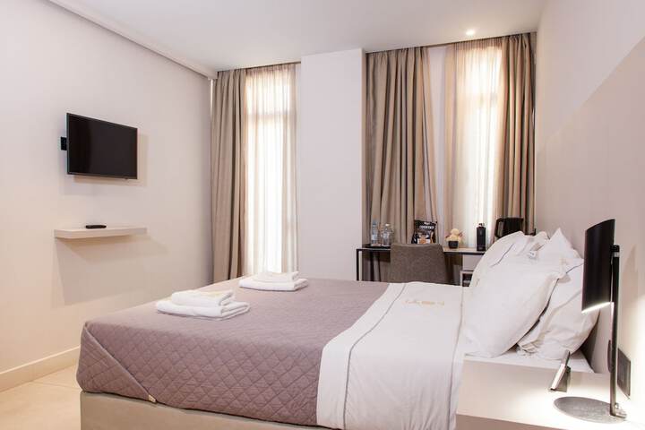 Room 12 of 26
