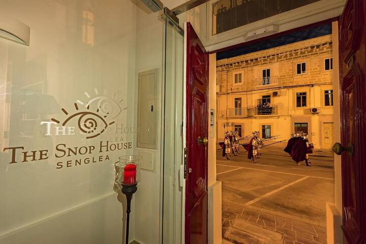 Hotel 2 of 47