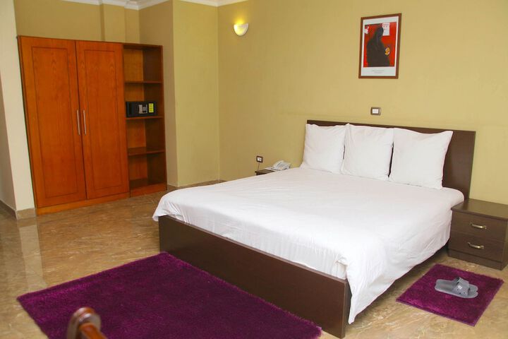 Room 7 of 55