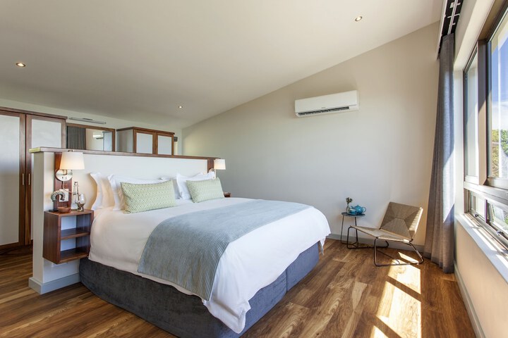 Room 10 of 95