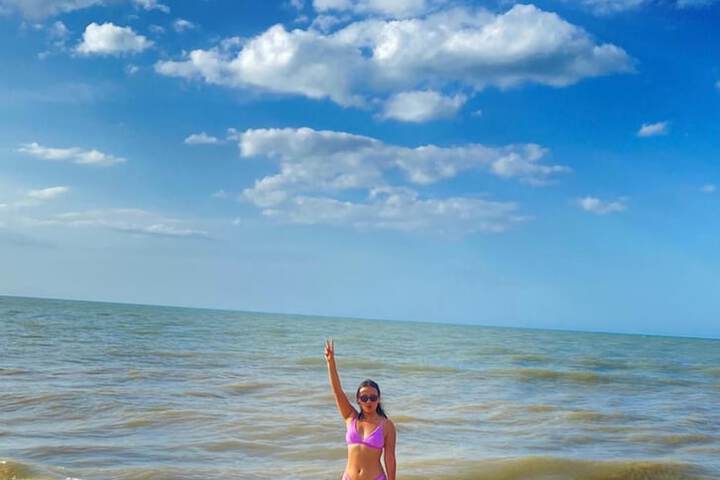 Beach 33 of 50