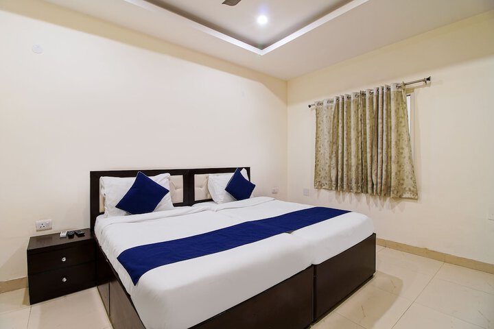 Room 20 of 28