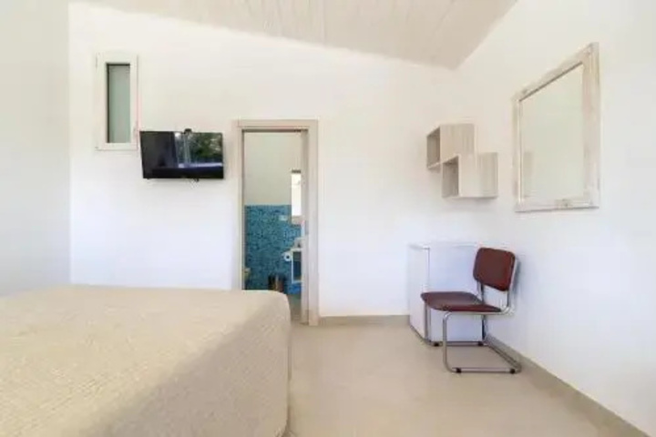 Room 4 of 22