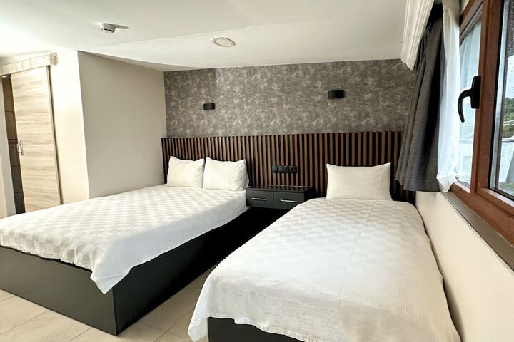 Room 16 of 47