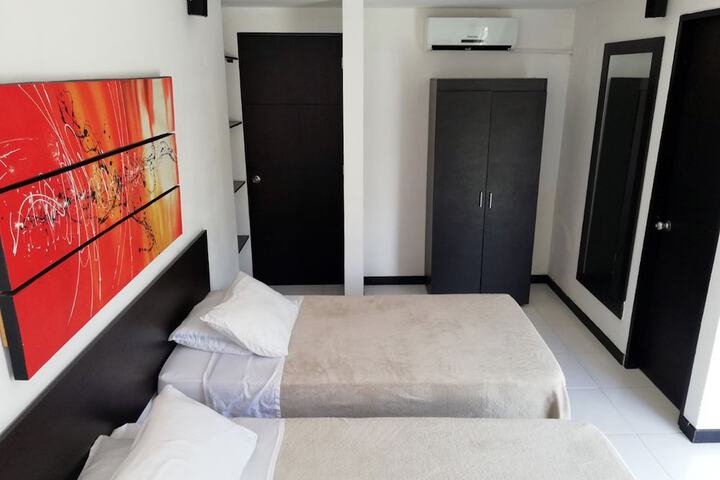 Room 9 of 70