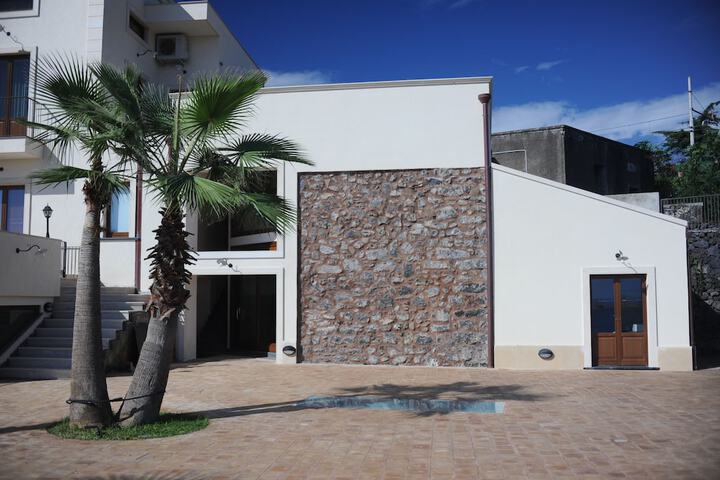 Hotel 90 of 94