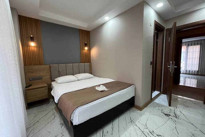 Room 17 of 113