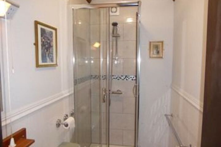 Room 2 of 11