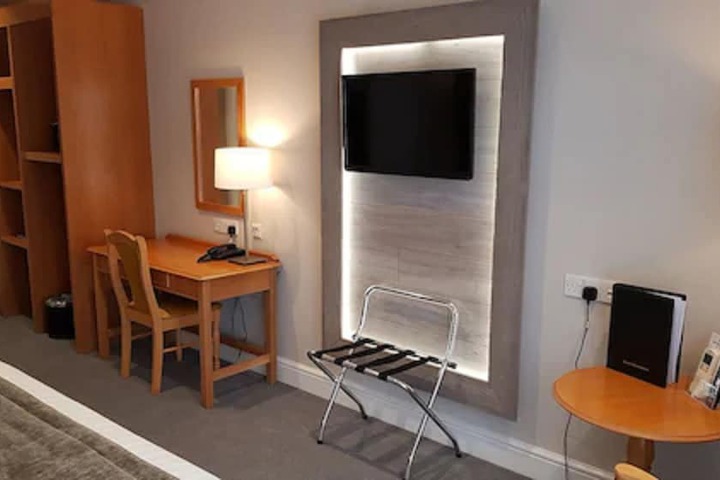 Room 22 of 56