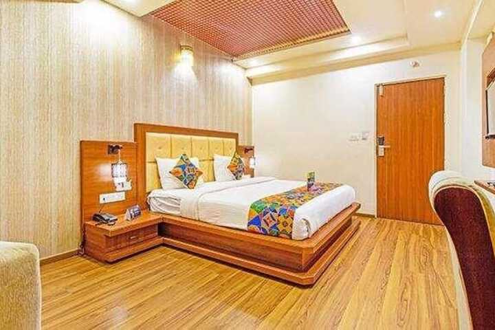 FabHotel Royal Stay I - Near Phoenix Mall Mahadevapura