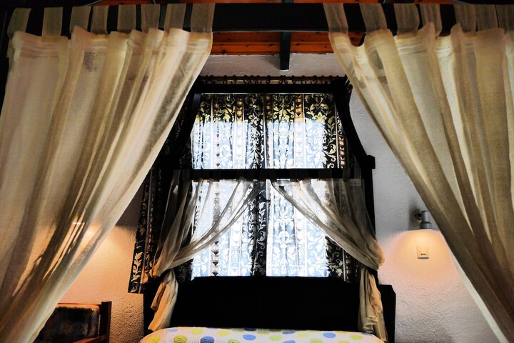 Room 8 of 73