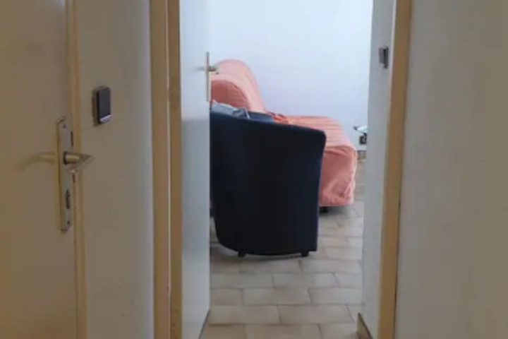 Room 11 of 15
