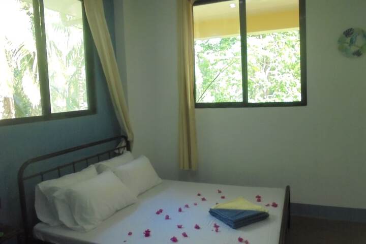 Room 5 of 63