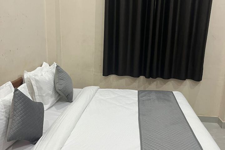 Room 3 of 23