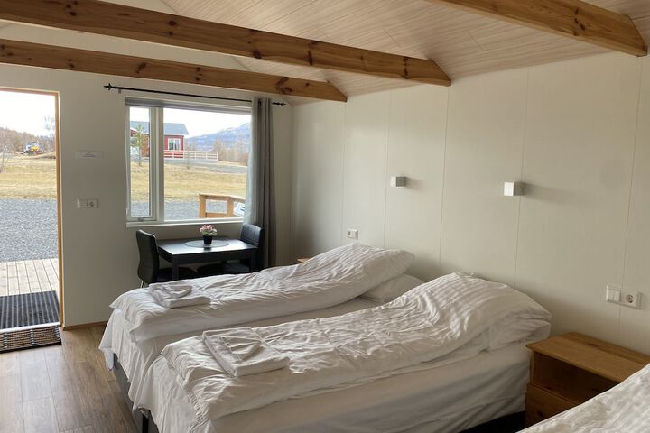 Room 6 of 51
