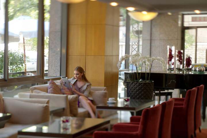 Lobby Photo