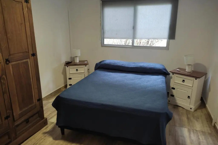 Room 5 of 12