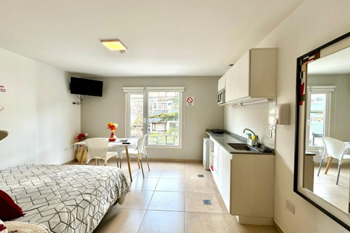 Room 4 of 12