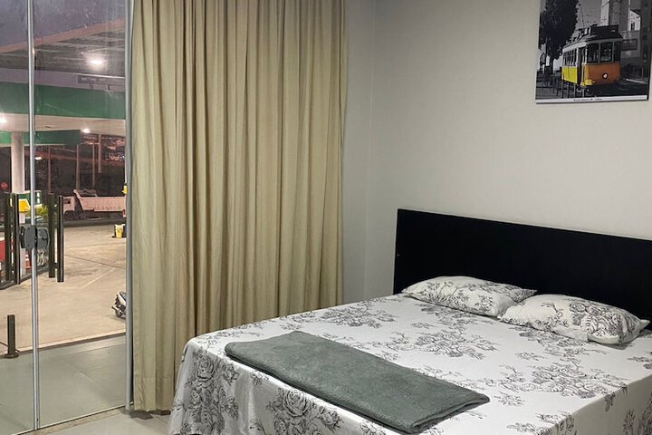Room 5 of 24